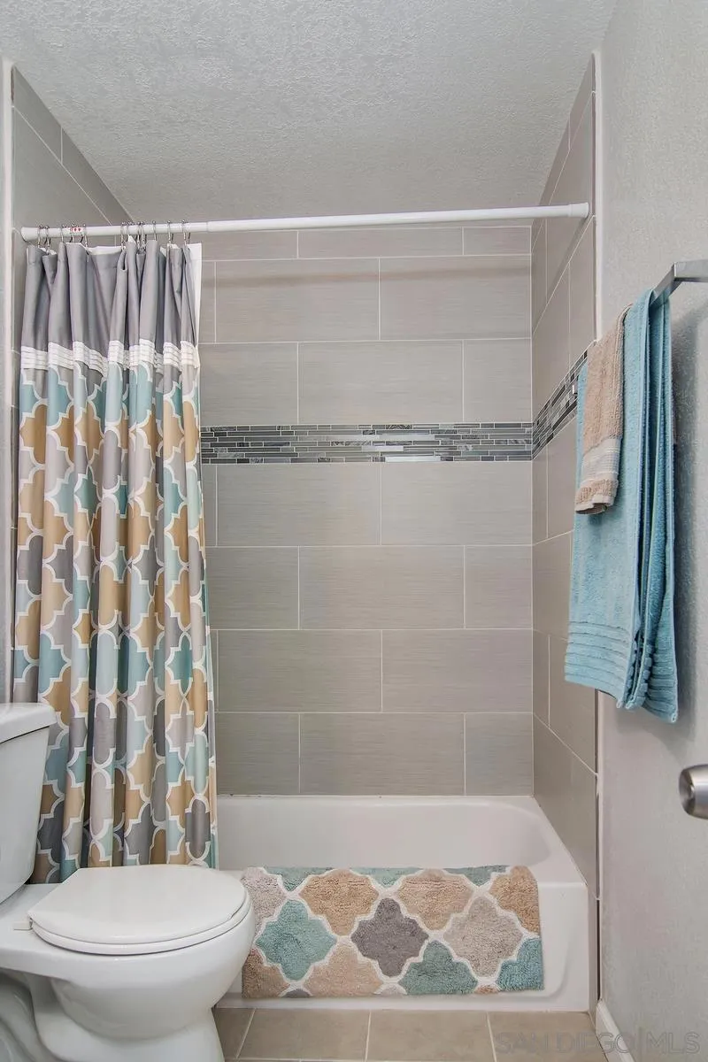 4494 Mentone St. 6, San Diego, California 92107 home-pic-17