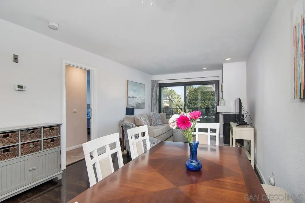 4494 Mentone St. 6, San Diego, California 92107 home-pic-13