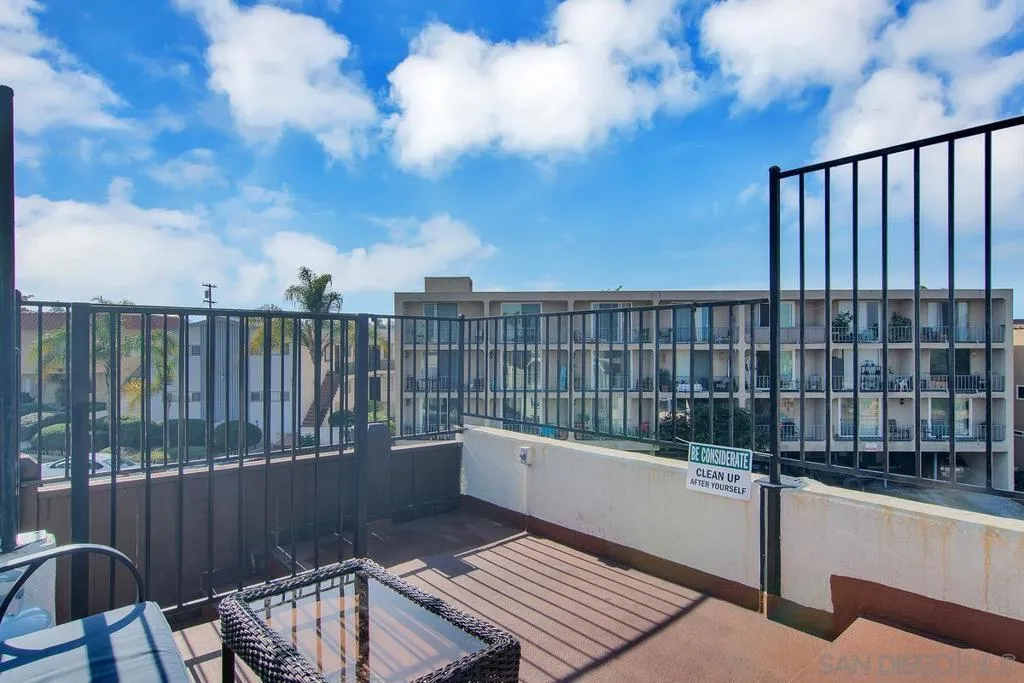 4494 Mentone St. 6, San Diego, California 92107 home-pic-28