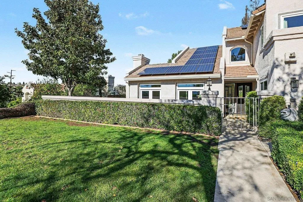 627 Valley Grove Ln, Escondido, California 92025 home-pic-4
