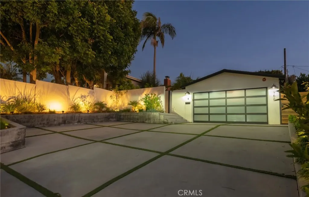 966 Rosecrans Avenue, Manhattan Beach, California 90266 home-pic-27