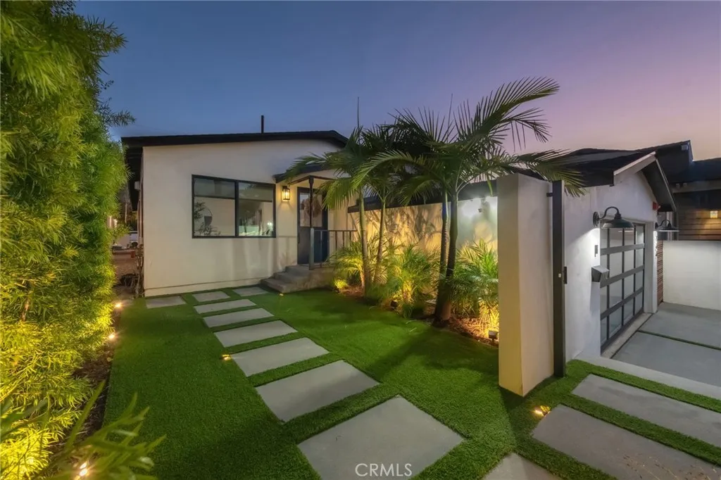 966 Rosecrans Avenue, Manhattan Beach, California 90266 home-pic-30