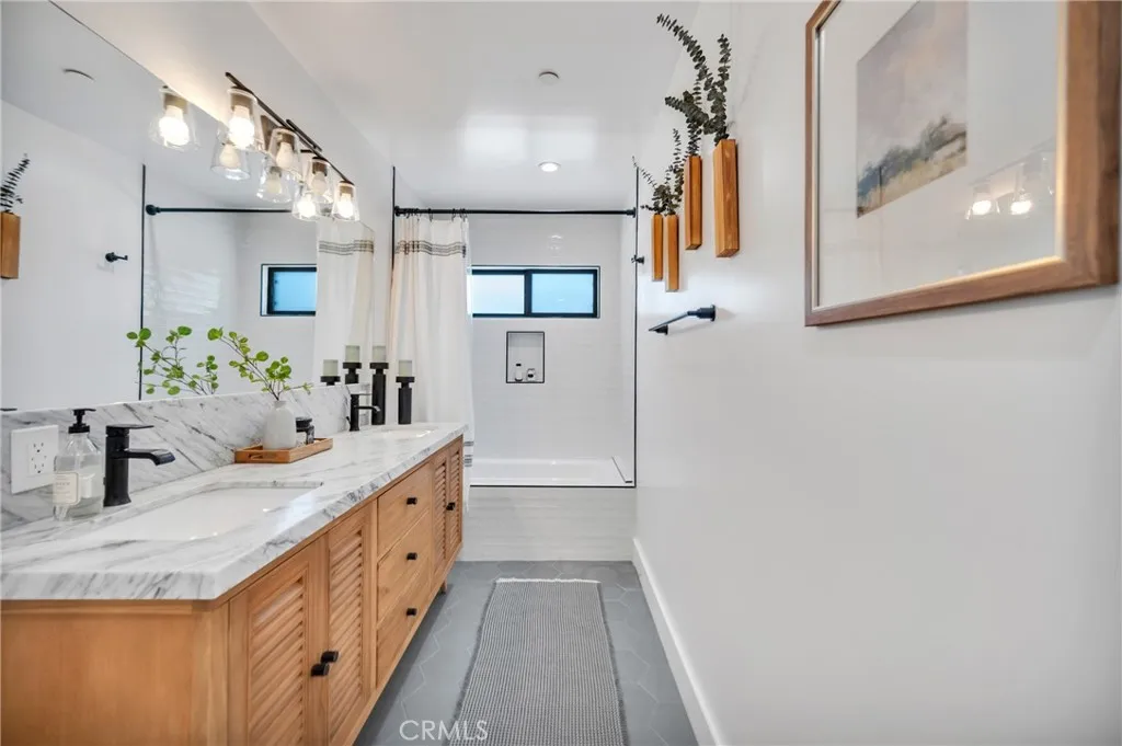 966 Rosecrans Avenue, Manhattan Beach, California 90266 home-pic-21