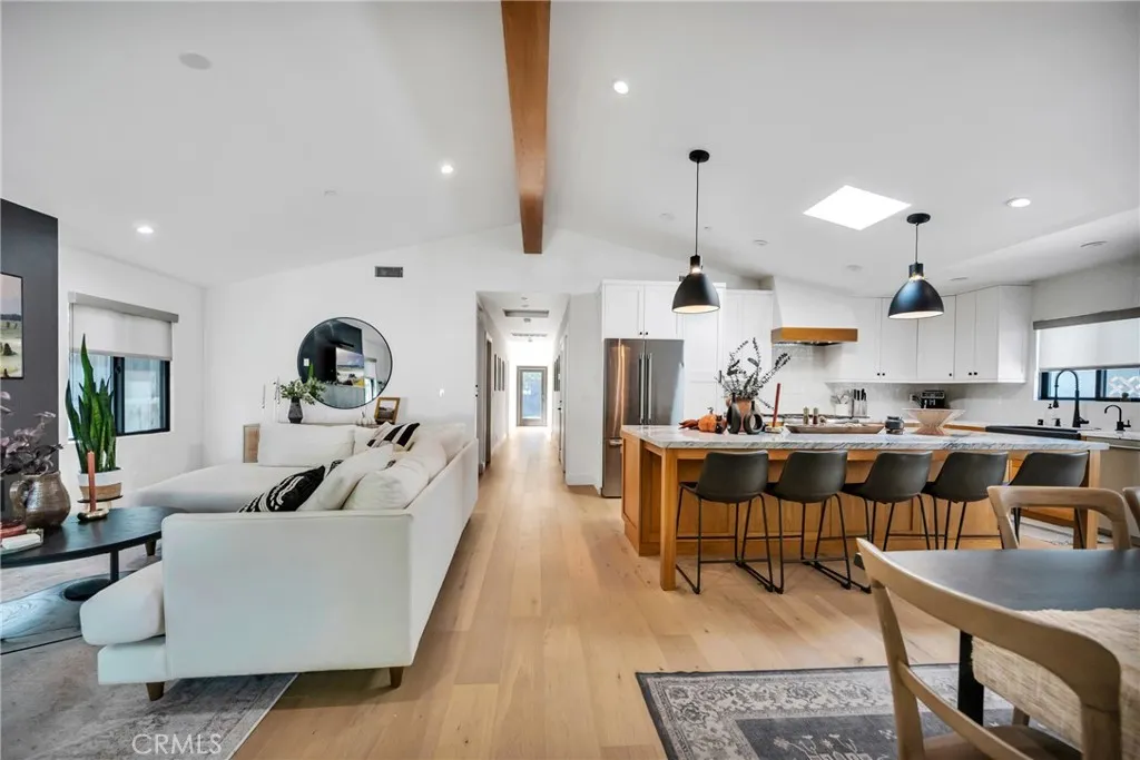 966 Rosecrans Avenue, Manhattan Beach, California 90266 home-pic-6