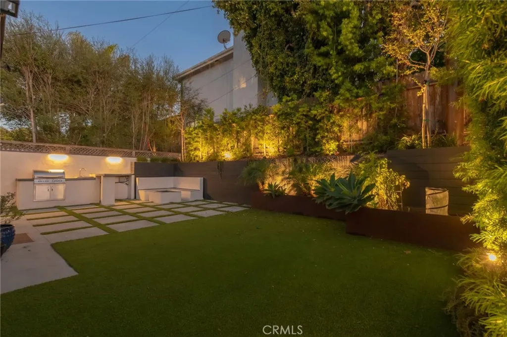 966 Rosecrans Avenue, Manhattan Beach, California 90266 home-pic-31