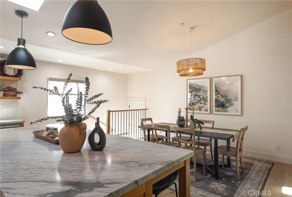 966 Rosecrans Avenue, Manhattan Beach, California 90266 home-pic-13
