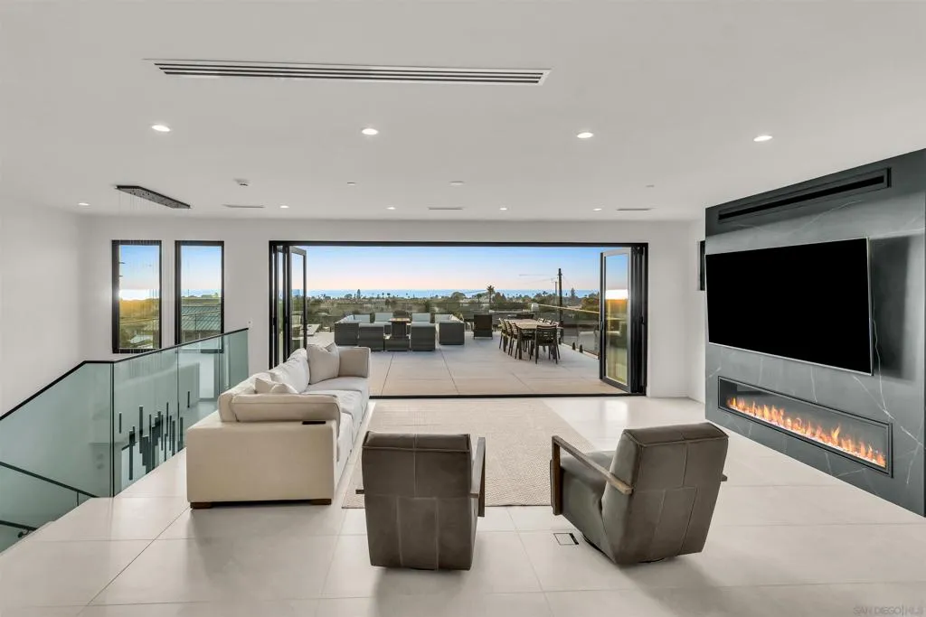 1009 Arcadia Road, Encinitas, California 92024 home-pic-4