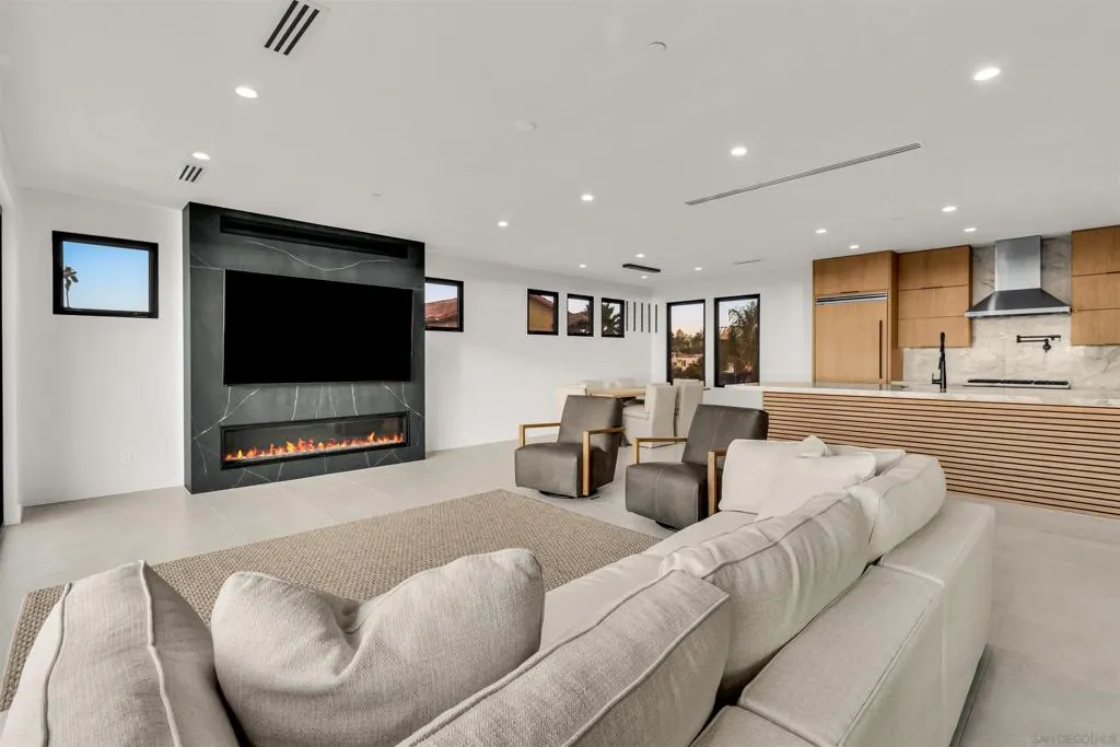 1009 Arcadia Road, Encinitas, California 92024 home-pic-8