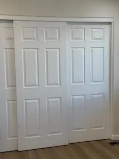Sliding Cloest Doors Third Bedroom