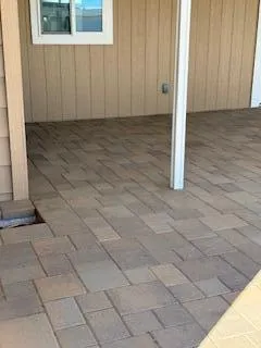 Tiled Patio Area
