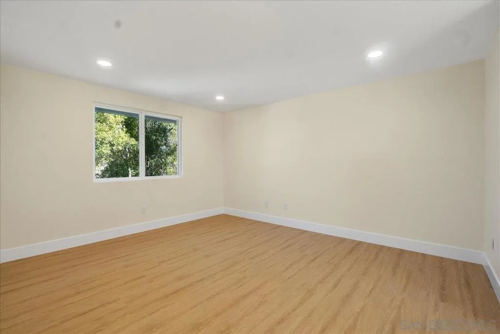 1408 Oleander Ave, Chula Vista, California 91911 home-pic-8