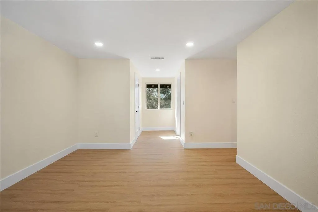 1408 Oleander Ave, Chula Vista, California 91911 home-pic-9