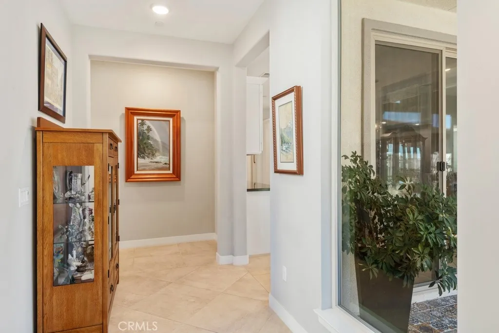 1641 Park Run Lane, Beaumont, California 92223 home-pic-4