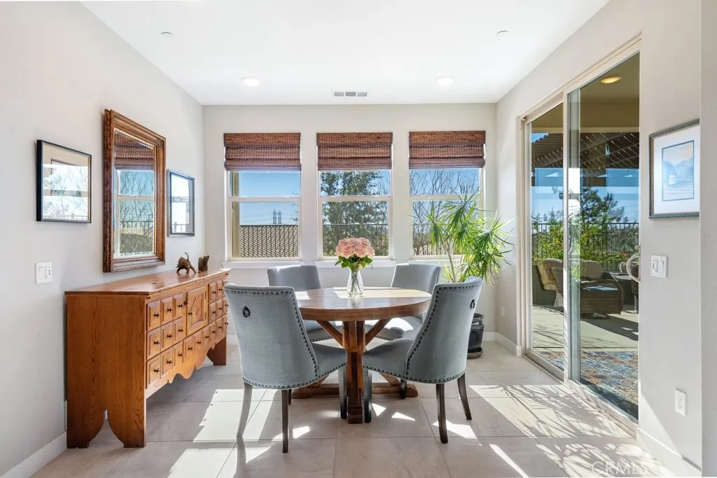 1641 Park Run Lane, Beaumont, California 92223 home-pic-13