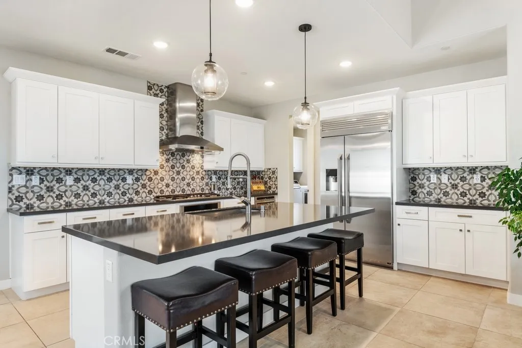 1641 Park Run Lane, Beaumont, California 92223 home-pic-11