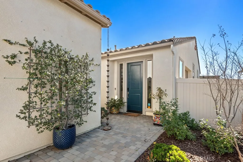 1641 Park Run Lane, Beaumont, California 92223 home-pic-3