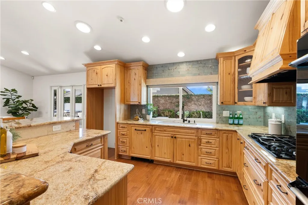 5642 Brighton Drive, Huntington Beach, California 92649 home-pic-25