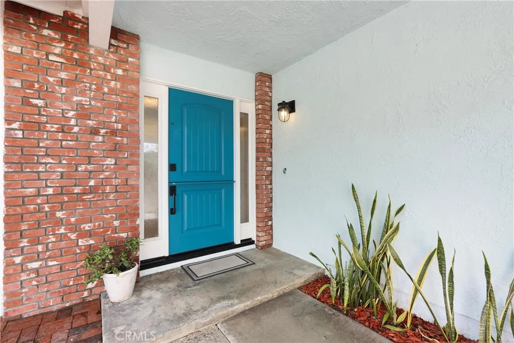 5642 Brighton Drive, Huntington Beach, California 92649 home-pic-12