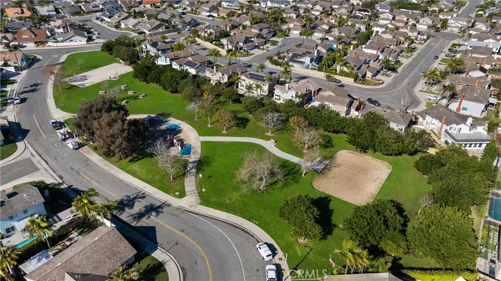 5642 Brighton Drive, Huntington Beach, California 92649 home-pic-60