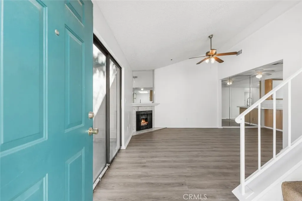 44526 15th Street E 4, Lancaster, California 93535 home-pic-2