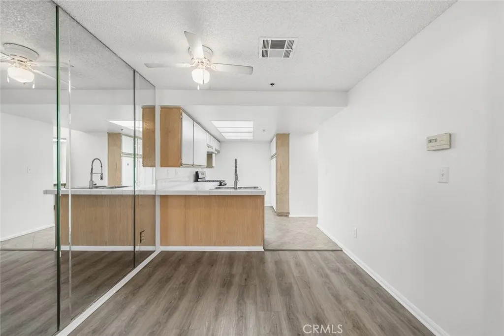 44526 15th Street E 4, Lancaster, California 93535 home-pic-12