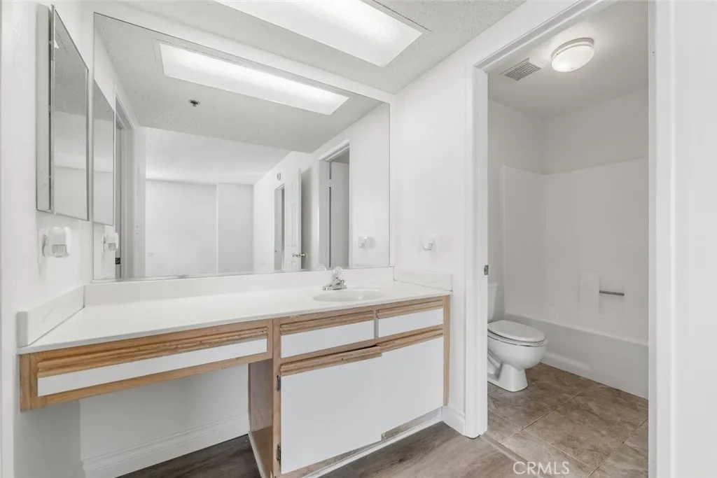 44526 15th Street E 4, Lancaster, California 93535 home-pic-32