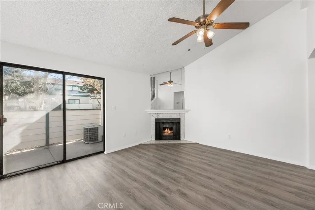 44526 15th Street E 4, Lancaster, California 93535 home-pic-4