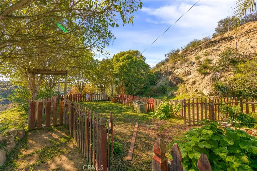 2311 Rose Road, Fallbrook, California 92028 home-pic-37