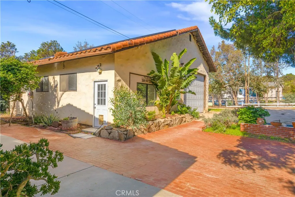 2311 Rose Road, Fallbrook, California 92028 home-pic-25