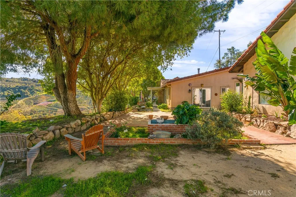 2311 Rose Road, Fallbrook, California 92028 home-pic-3