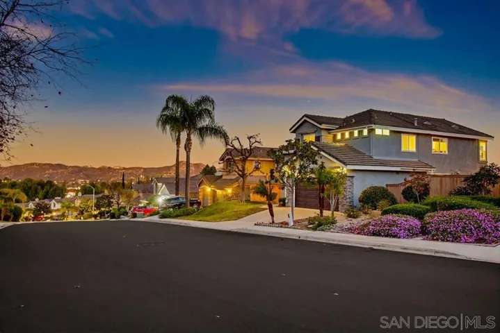 13693 Tradition Street, San Diego, California 92128