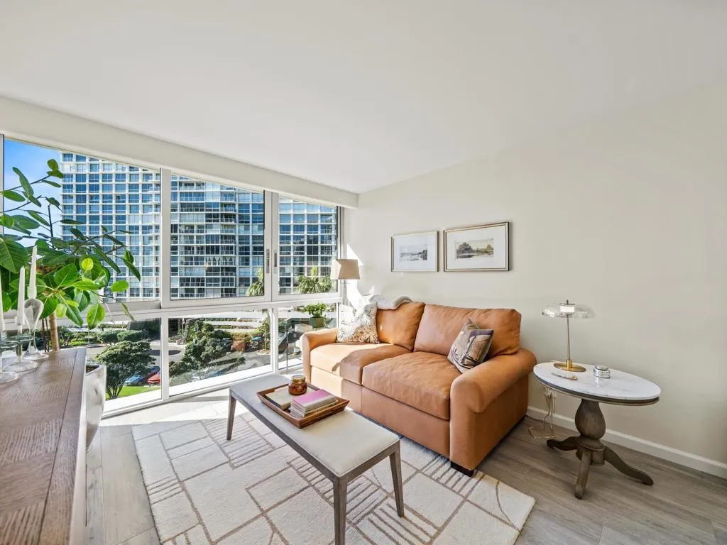 1750 Avenida Del Mundo 404, Coronado, California 92118 home-pic-46