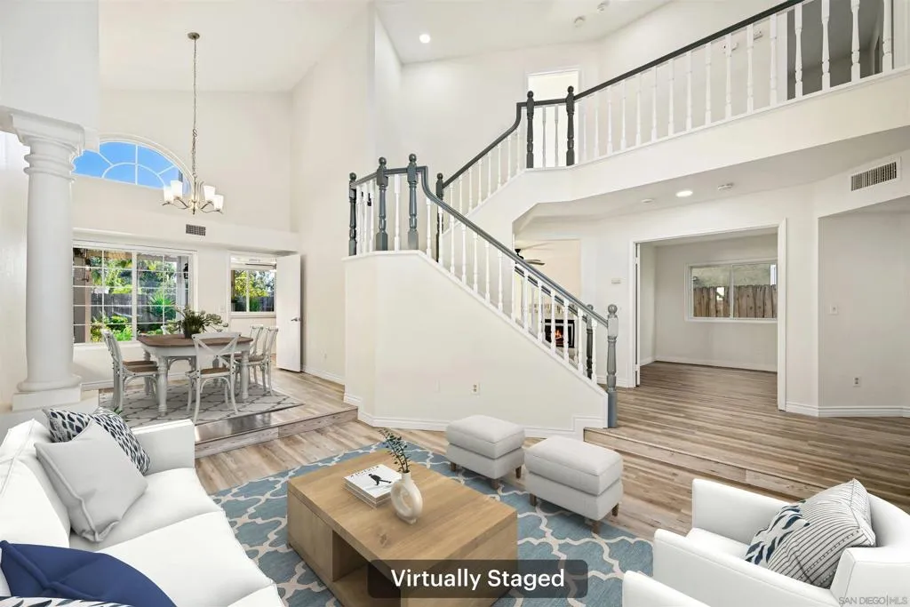 1749 Via Allena, Oceanside, California 92056 home-pic-1
