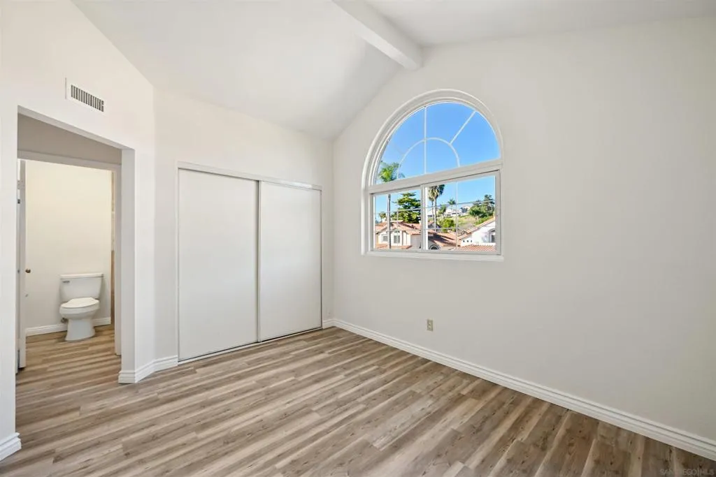1749 Via Allena, Oceanside, California 92056 home-pic-18