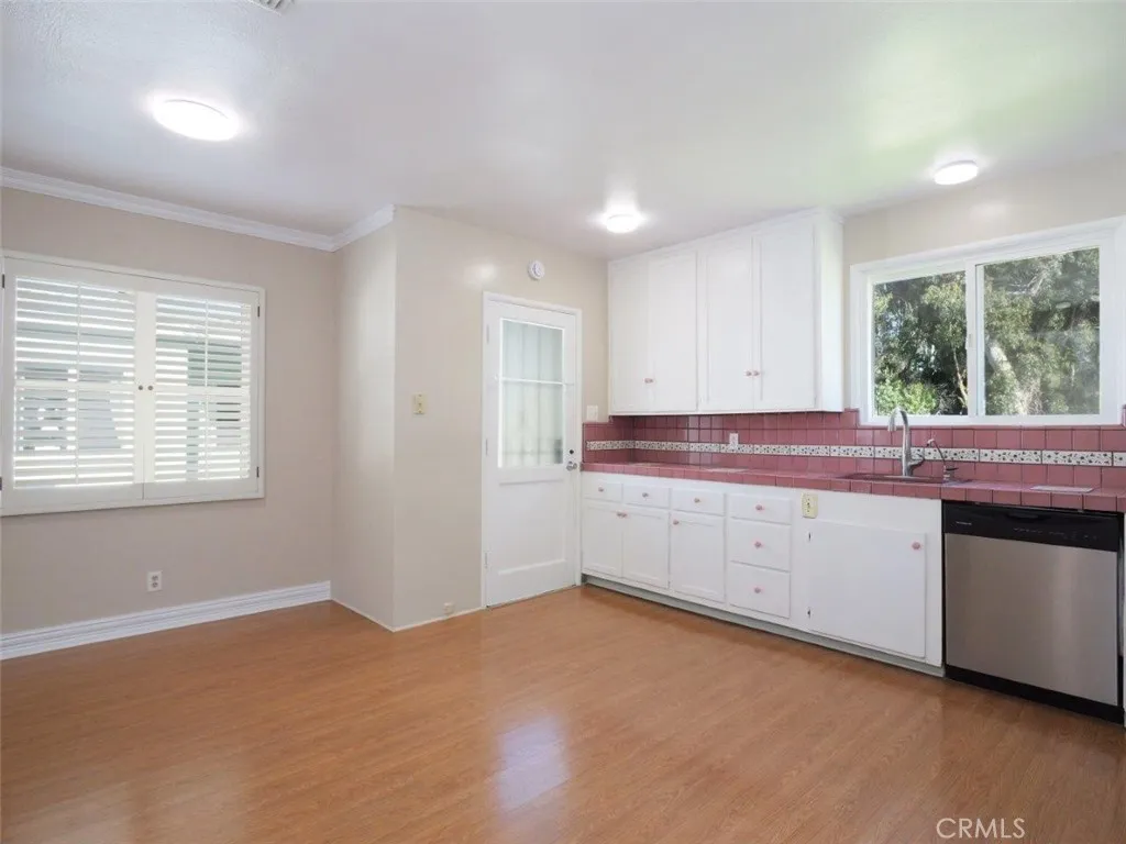 1325 Florwood, Torrance, California 90503 home-pic-9