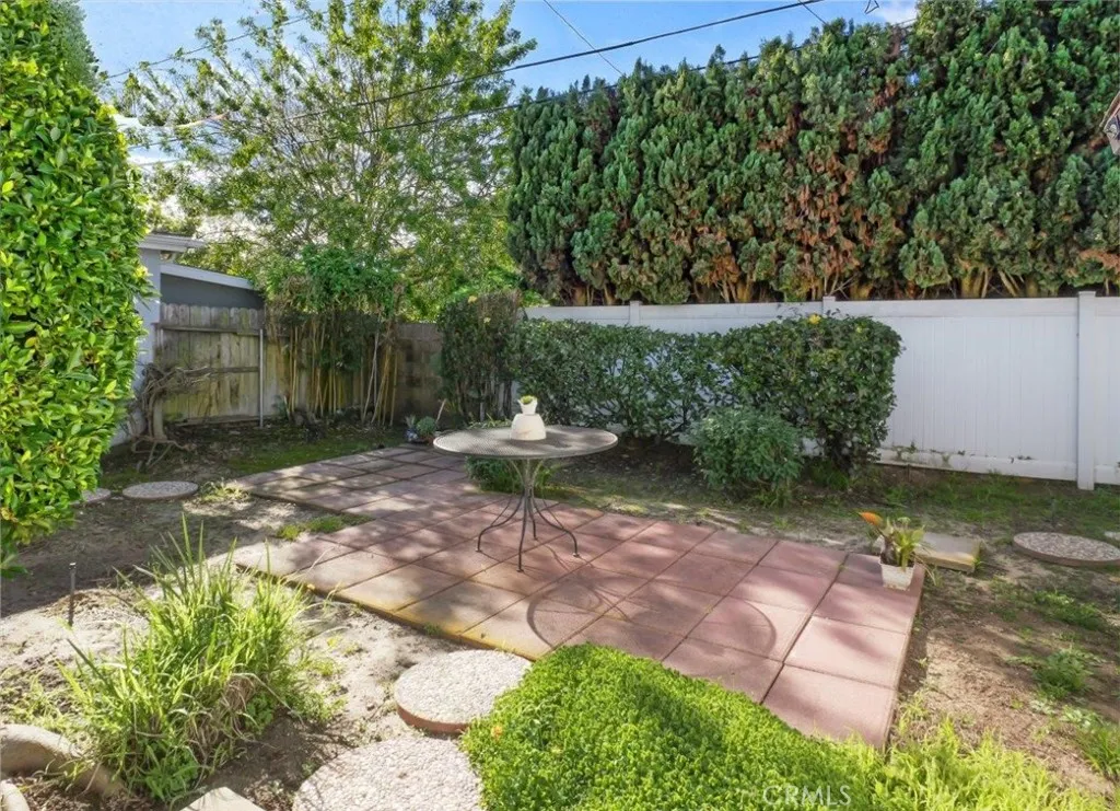 1325 Florwood, Torrance, California 90503 home-pic-25