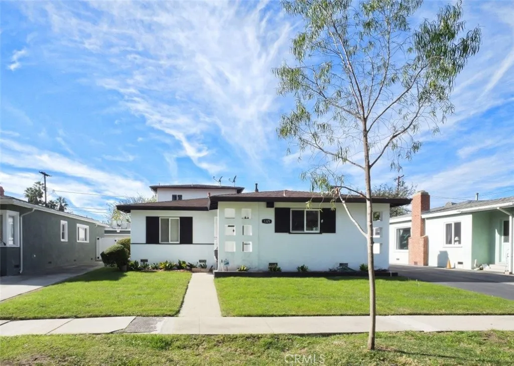 1325 Florwood, Torrance, California 90503 home-pic-1