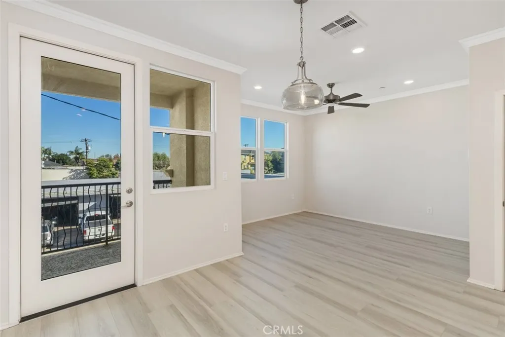 10292 Artesia Boulevard, Bellflower, California 90706 home-pic-11