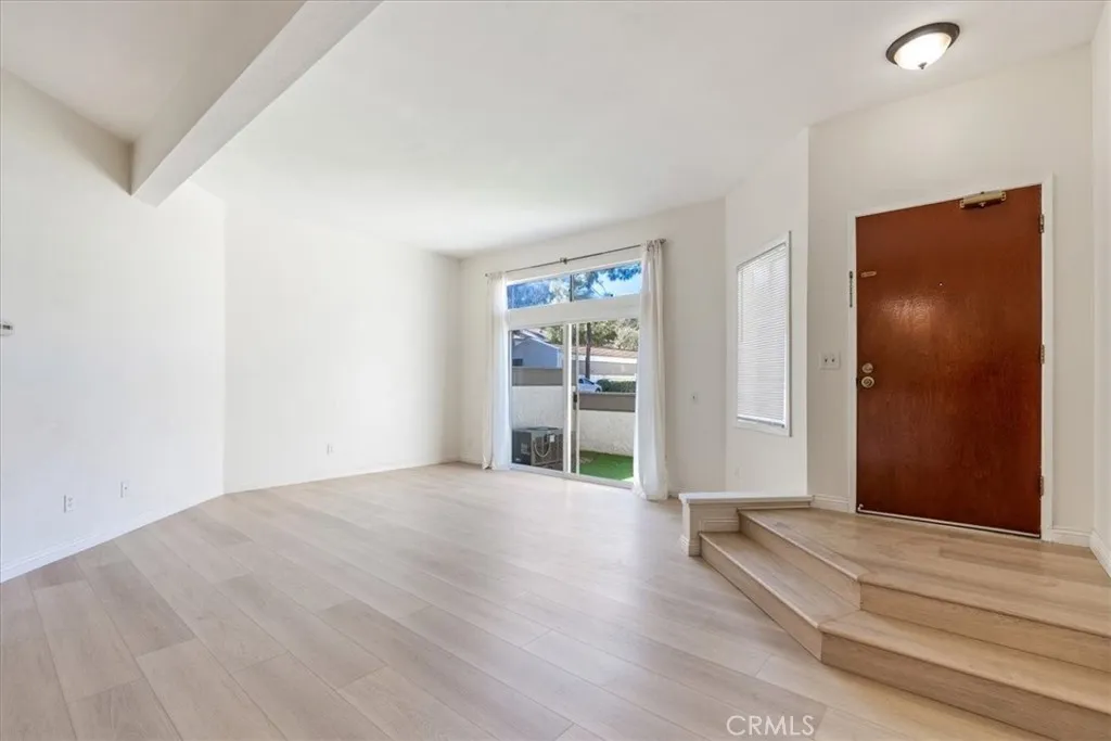 55 Willowcrest, Pomona, California 91766 home-pic-6