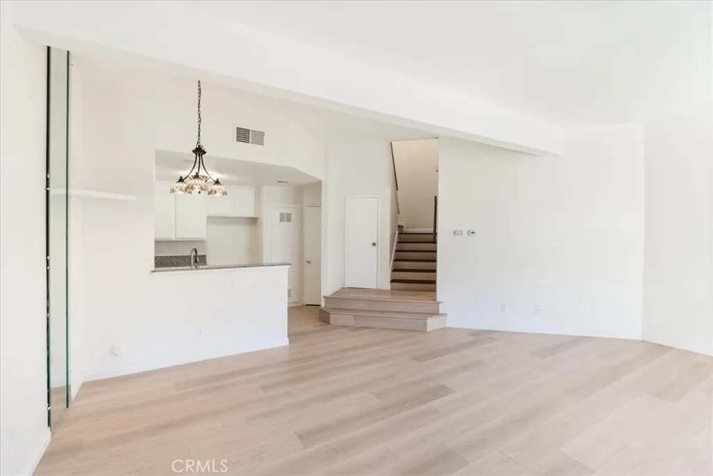 55 Willowcrest, Pomona, California 91766 home-pic-2