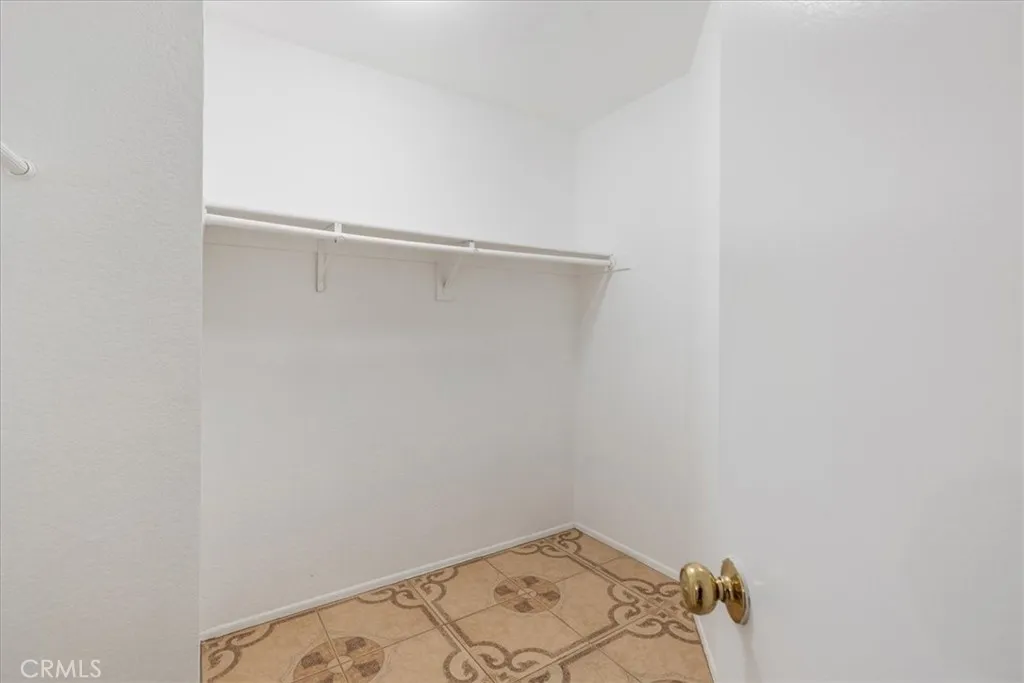 55 Willowcrest, Pomona, California 91766 home-pic-32