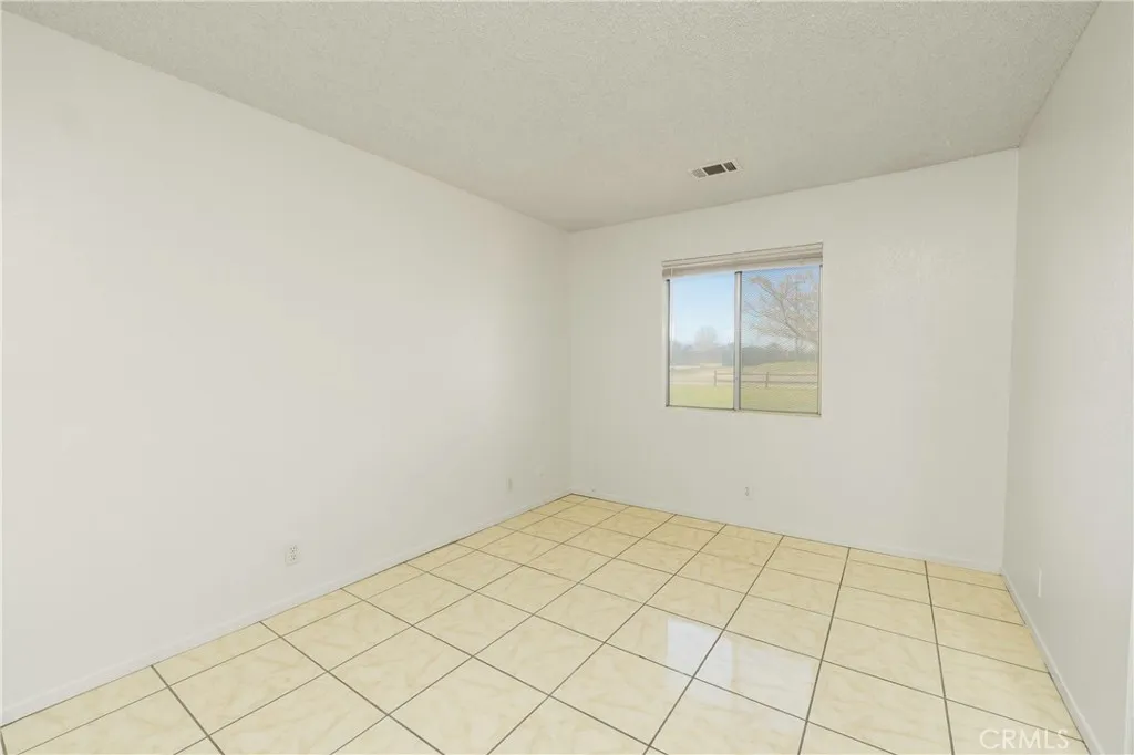 11135 Truchas, Apple Valley, California 92308 home-pic-15