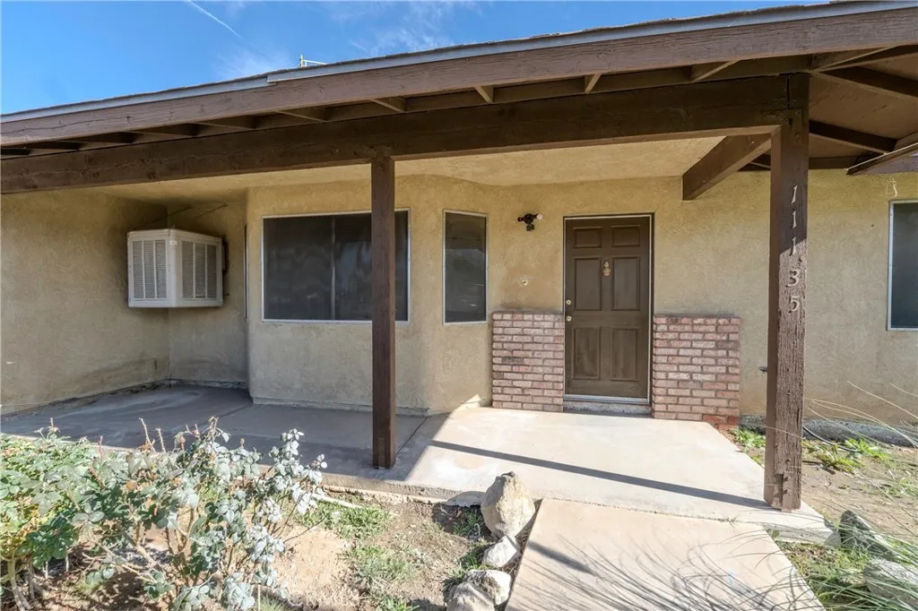 11135 Truchas, Apple Valley, California 92308 home-pic-3