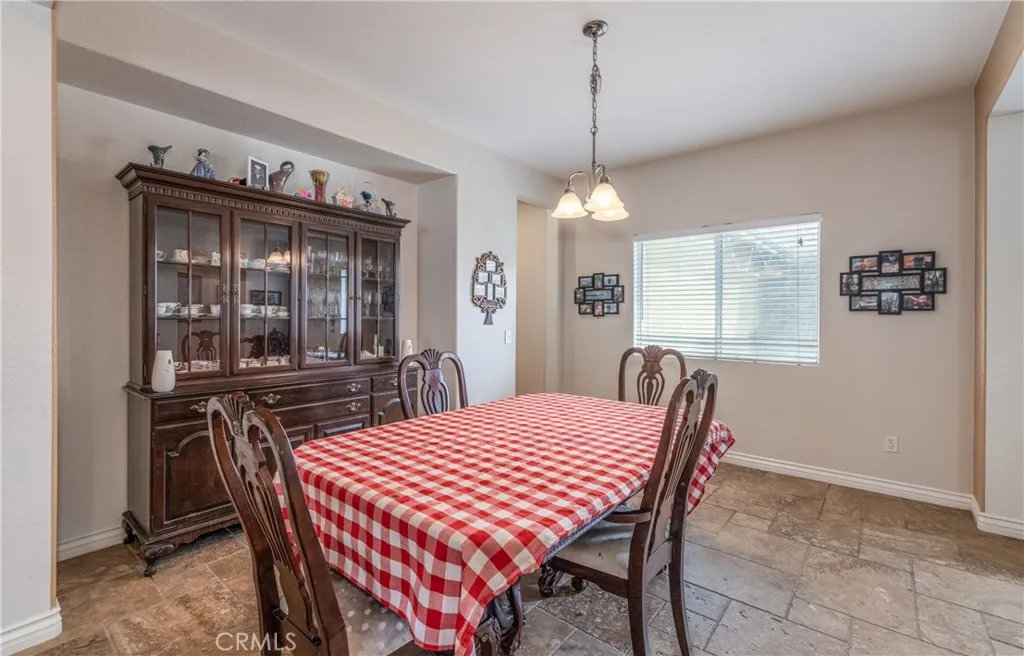 7840 La Cresta Street, Highland, California 92346 home-pic-8