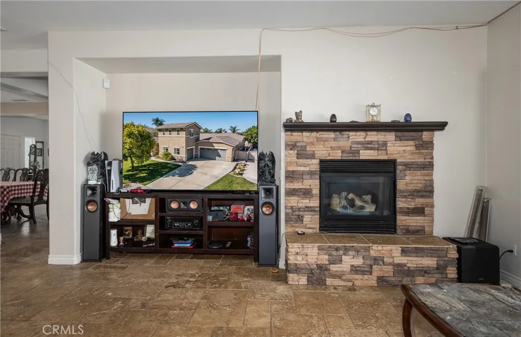 7840 La Cresta Street, Highland, California 92346 home-pic-13