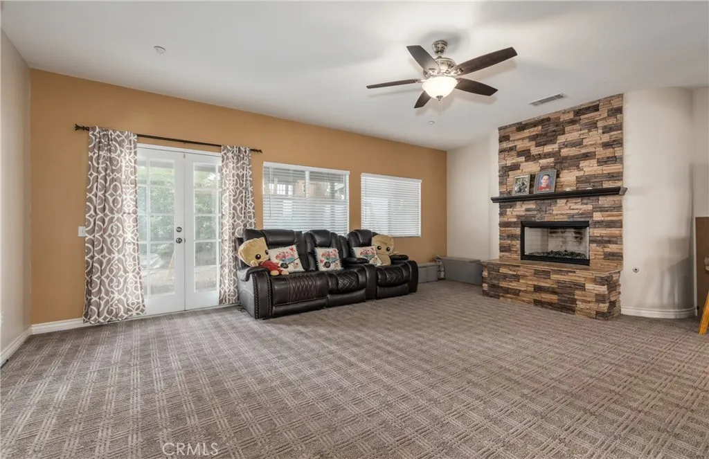 7840 La Cresta Street, Highland, California 92346 home-pic-10