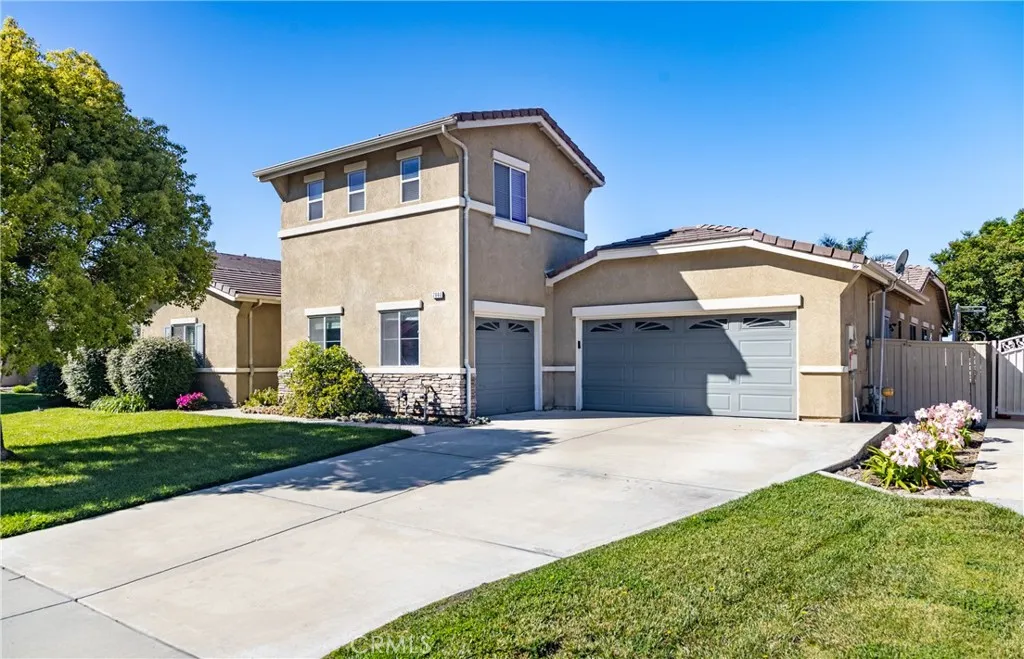 7840 La Cresta Street, Highland, California 92346 home-pic-1