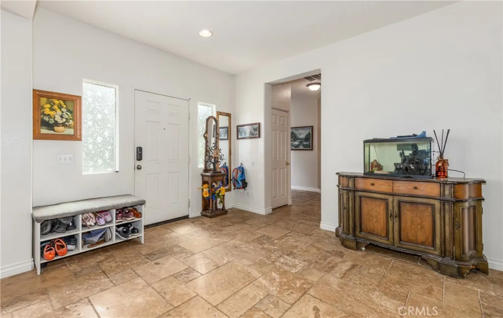 7840 La Cresta Street, Highland, California 92346 home-pic-5