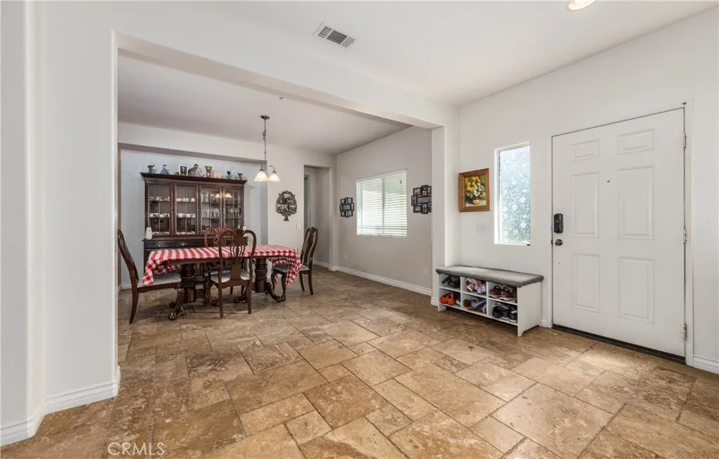 7840 La Cresta Street, Highland, California 92346 home-pic-6