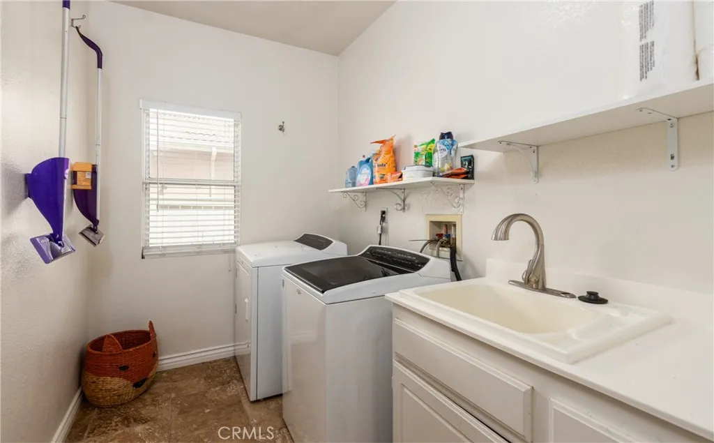 7840 La Cresta Street, Highland, California 92346 home-pic-20